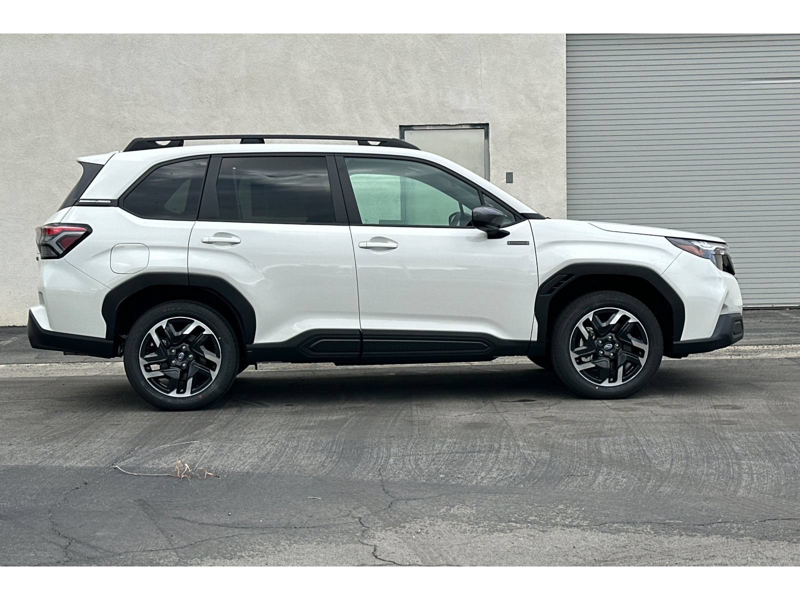 New 2026 Subaru Forester Touring AWD/4WD image 2