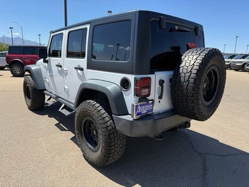 Used 2015 Jeep Wrangler Unlimited Sport w/ Quick Order Package 24S AWD/4WD image 12