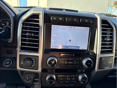 Used 2019 Ford F150 Platinum w/ Equipment Group 701A Luxury image 33