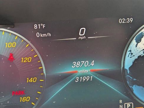 Used 2022 Mercedes-Benz GLC 300 4MATIC image 11