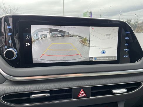 Used 2023 Hyundai Sonata SEL image 12