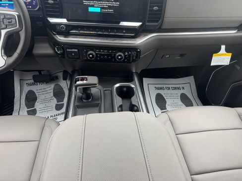 New 2026 Chevrolet Silverado 1500 LTZ w/ LTZ Premium Package image 11