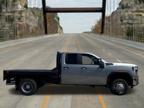 New 2026 GMC Sierra 3500 Pro w/ Convenience Package AWD/4WD image 13