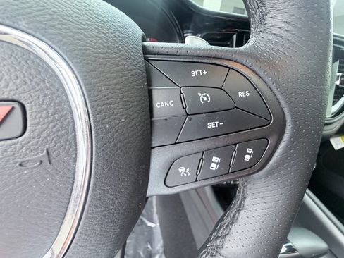 Used 2025 Dodge Durango R/T AWD/4WD image 16