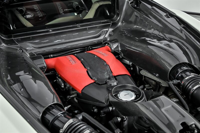 Used 2020 Ferrari F8 Tributo RWD image 10