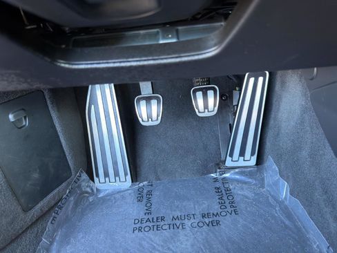 Used 2026 Porsche 911 Carrera RWD image 17