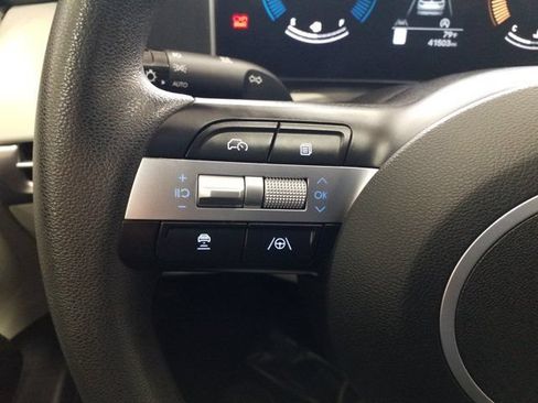 Used 2025 Hyundai Tucson SEL FWD image 4