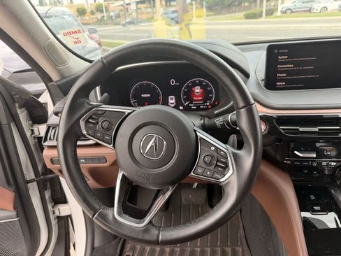 Used 2022 Acura MDX SH-AWD w/ Technology Package image 17
