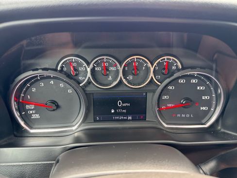 Used 2020 Chevrolet Silverado 1500 LT Trail Boss w/ Convenience Package AWD/4WD image 29