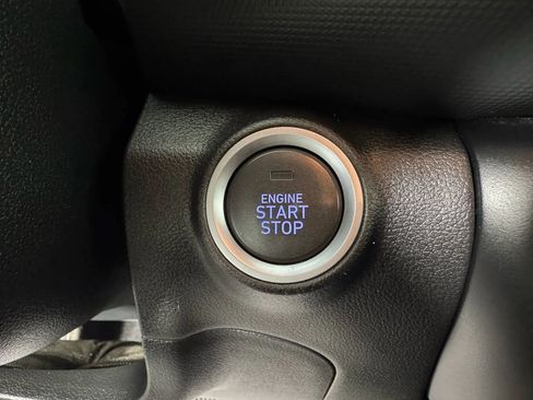 Used 2022 Hyundai Kona SEL image 17