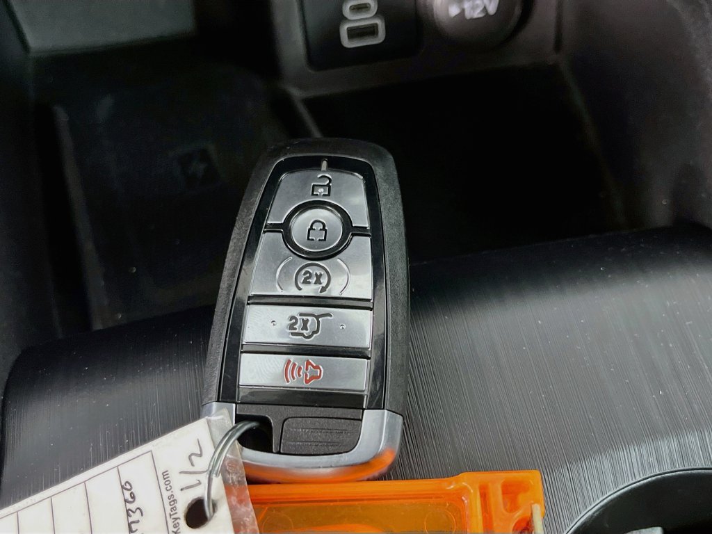 Used 2024 Ford Escape Platinum FWD image 21