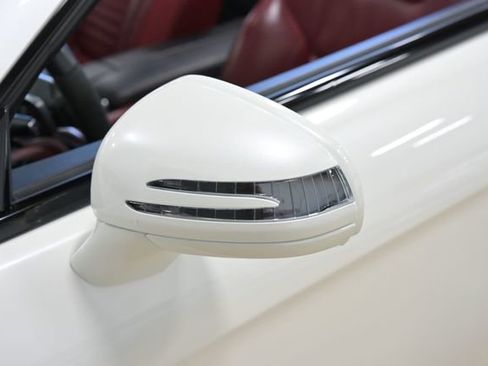 Used 2020 Mercedes-Benz SL 550 image 23