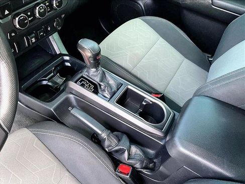 Used 2021 Toyota Tacoma TRD Sport RWD image 15