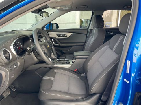 Used 2025 Chevrolet Blazer LT image 27