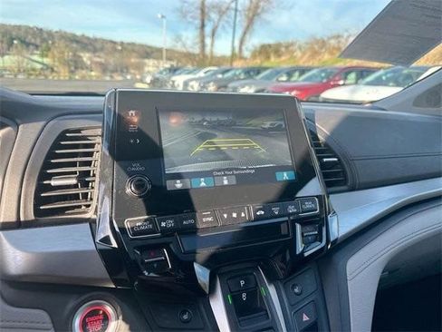 Used 2024 Honda Odyssey EX-L image 25