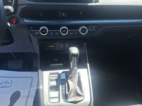Used 2025 Honda CR-V Sport-L image 14