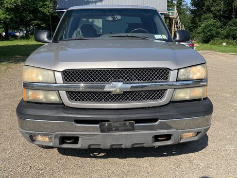 Used 2004 Chevrolet Silverado 1500 LS w/ Light Duty Power Package AWD/4WD image 29