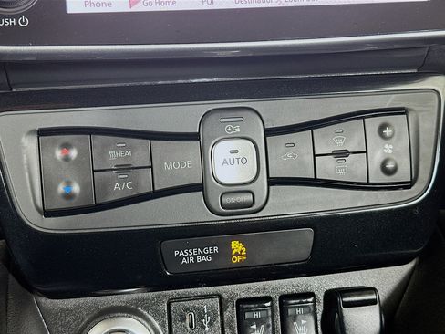 Used 2025 Nissan Leaf SV Plus FWD image 24