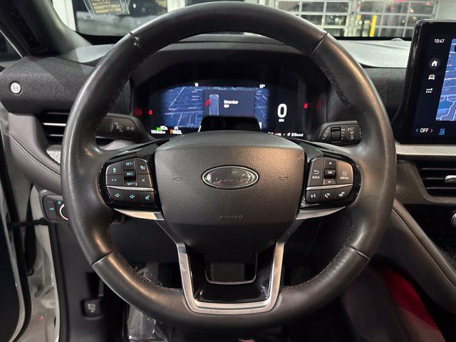 Used 2025 Ford Explorer Platinum w/ Ultimate Package AWD/4WD image 24