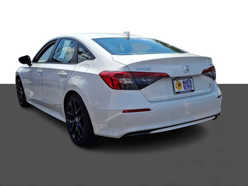 Used 2024 Honda Civic Sport image 4
