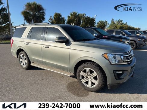 Used 2019 Ford Expedition XLT w/ Equipment Group 202A image 2