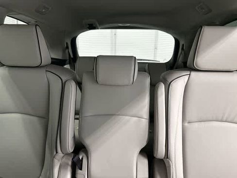 New 2026 Honda Odyssey Touring image 14