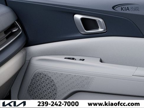 New 2026 Kia Carnival EX FWD image 25