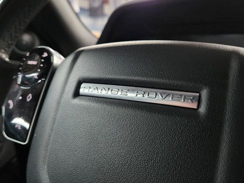 Used 2020 Land Rover Range Rover Evoque SE image 23