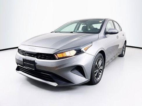 Used 2023 Kia Forte LXS w/ LXS Technology Package image 1