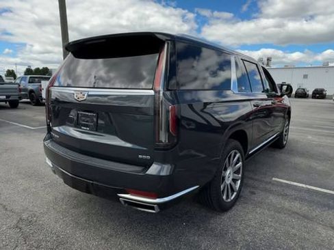 Used 2022 Cadillac Escalade ESV Premium Luxury Platinum AWD/4WD image 8