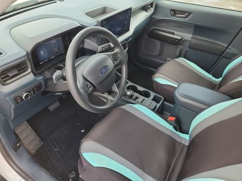 Certified 2025 Ford Maverick XL FWD image 17