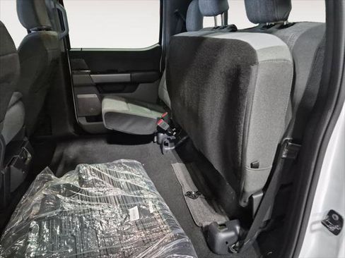 New 2025 Ford F350 XLT w/ Black Appearance Package image 23