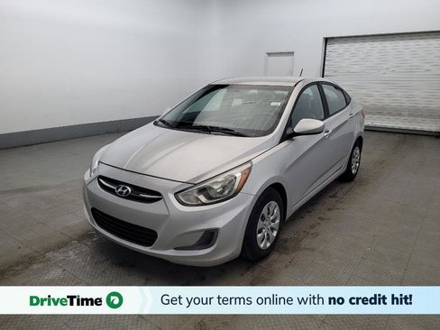 Used 2017 Hyundai Accent SE image 1