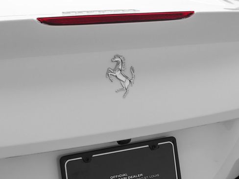 Certified 2022 Ferrari Portofino M RWD image 35