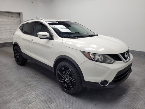 Used 2017 Nissan Rogue Sport SL FWD image 11