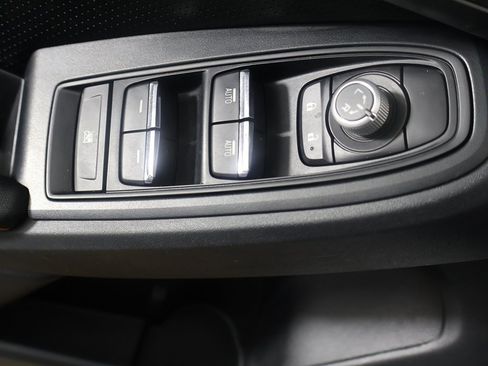 Used 2021 Subaru Crosstrek 2.5i Limited w/ Moonroof Package 2 image 36