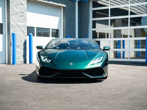 Used 2016 Lamborghini Huracan LP 610-4 AWD/4WD image 31