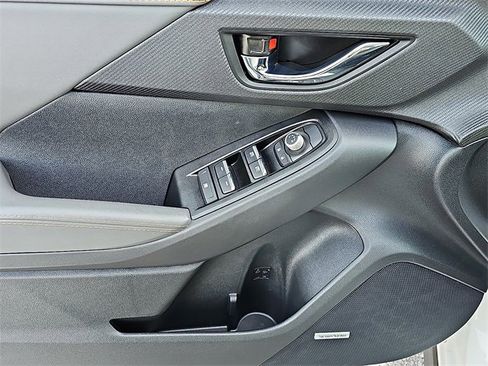 Certified 2025 Subaru Crosstrek 2.5i Limited image 13
