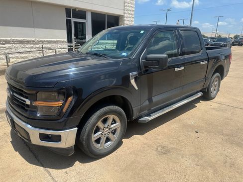 Used 2024 Ford F150 XLT w/ Mobile Office Package RWD image 3