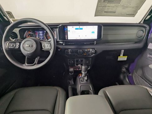 New 2026 Jeep Gladiator Mojave image 17