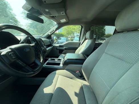 Used 2020 Ford F150 XLT w/ Equipment Group 302A Luxury AWD/4WD image 14