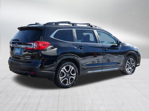Used 2024 Subaru Ascent Limited w/ Technology Package image 7