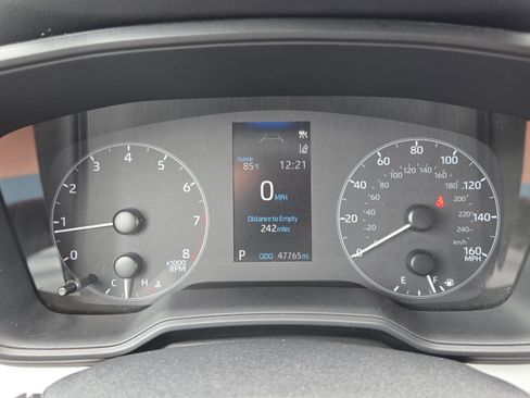 Certified 2024 Toyota Corolla SE FWD image 23