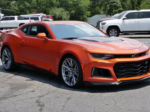 Used 2023 Chevrolet Camaro ZL1 RWD image 4