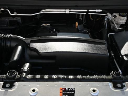 Used 2020 Chevrolet Colorado W/T RWD image 12