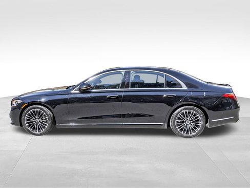 Used 2024 Mercedes-Benz S 580e 4MATIC Sedan image 10