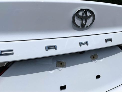 Used 2025 Toyota Camry LE FWD image 33