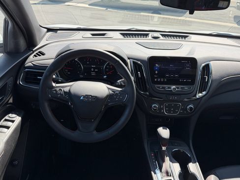 Used 2023 Chevrolet Equinox RS w/ RS Leather Package image 13