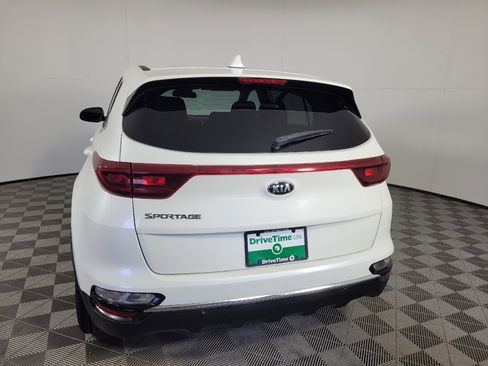 Used 2021 Kia Sportage LX AWD/4WD image 6