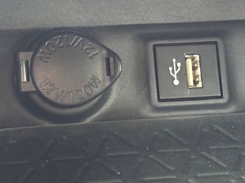 Used 2024 Toyota RAV4 XLE Premium FWD image 6